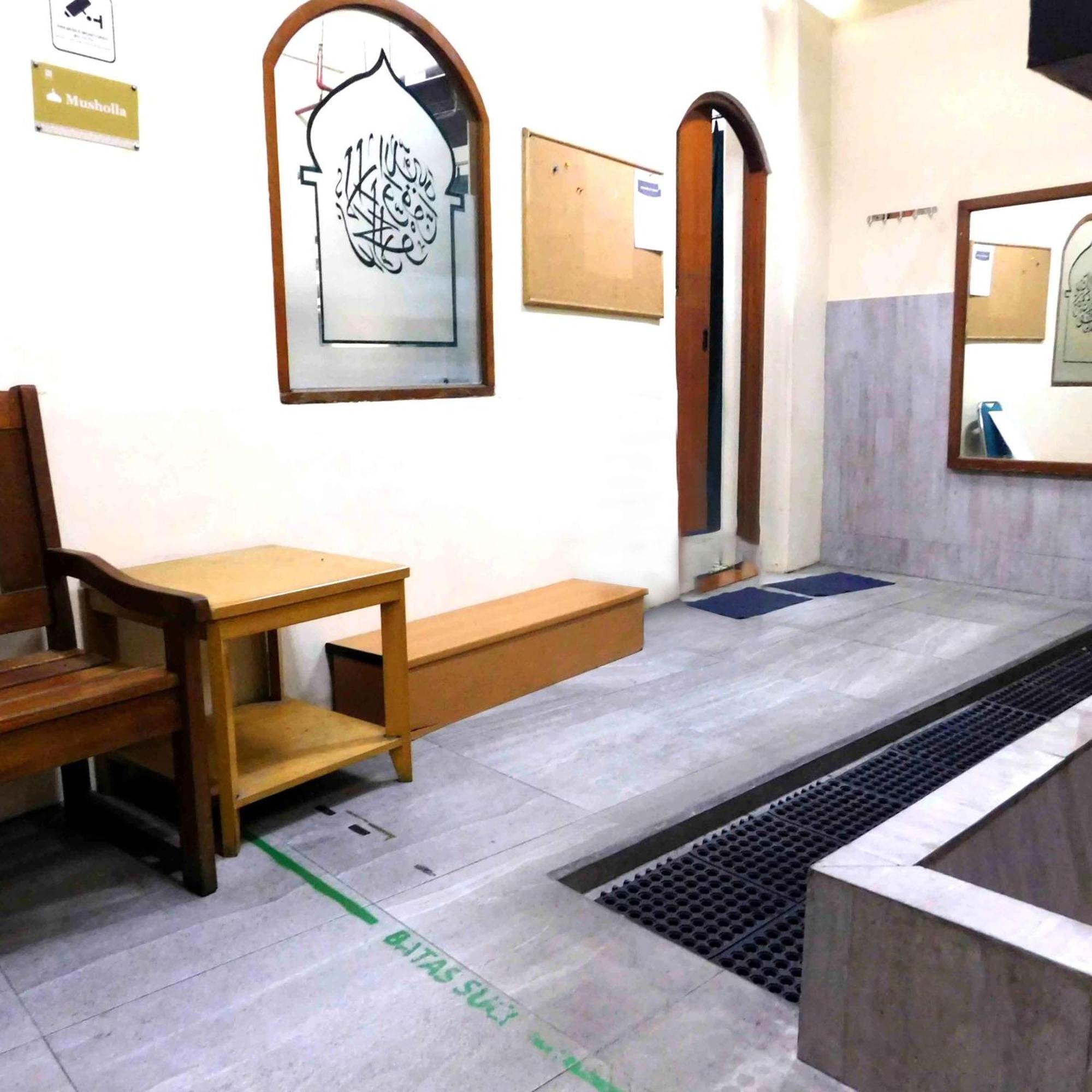 Tamarin Hotel Jakarta Manage By Vib Hospitality Management Exteriör bild