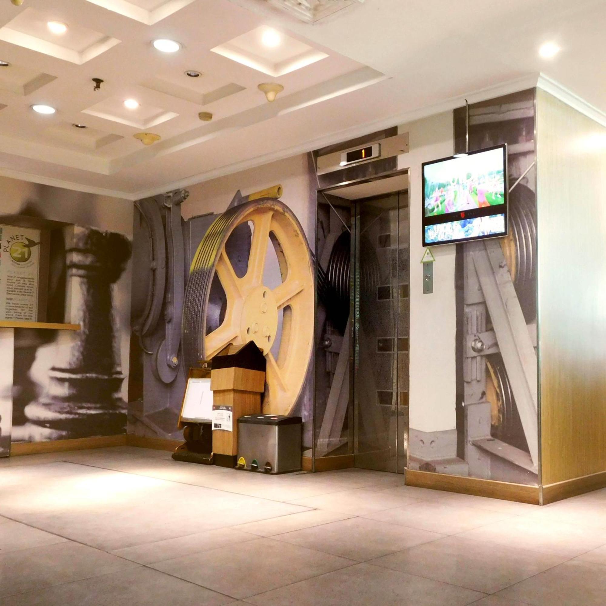 Tamarin Hotel Jakarta Manage By Vib Hospitality Management Exteriör bild
